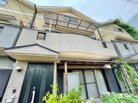 2022年浴室新調済♪オール電化住宅！
忙しい朝でも嬉しい駅歩6分！全居室ゆったり6帖以上！
南向き、たっぷりの日差しで明るい住まい！