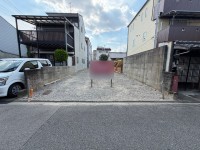 【建築条件無】お好きなハウスメーカーさんで建築できます♪
解体更地渡し!閑静な住宅地で新生活をスタート!
毎日の買い物に便利な新鮮激安市場伏見丹波橋店は徒歩2分!