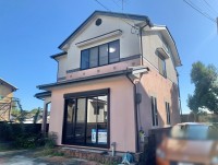 伏見区の不動産の事ならライフワンにお任せください 令和7年7月一部リフォーム済！
閑静な住宅街で新生活をスタート！南西バルコニー！
ゆったりくつろげる広々リビングで家族団らんを♪