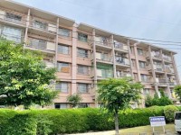 2沿線利用可で通勤通学に便利!
角住戸、南向きバルコニーにつき陽当り良好♪
毎日の買い物に便利な万代丹波橋店は徒歩3分の身近さ!
