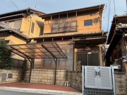 伏見区の不動産の事ならライフワンにお任せください 【建築条件無】お好きなハウスメーカーさん・工務店さんで建築できます！解体更地渡し！間口広々約7.19m！子育て世代にも安心の住環境！