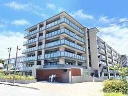 2017年建築!6階部分につき眺望良好♪
ペットと共に新生活をスタート!
2沿線3駅利用可で通勤通学に便利!