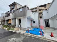 3沿線利用可で通勤通学に便利!
周辺環境も充実で子育て世帯にも安心の住環境♪
設備の整ったすまいで快適な暮らしをスタート♪
