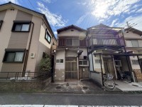 伏見区の不動産の事ならライフワンにお任せください 閑静な住宅地♪
近鉄京都線『伏見』駅徒歩6分！3沿線利用可で通勤通学に便利！
スーパーやドラックストアが徒歩圏内の便利な住環境♪