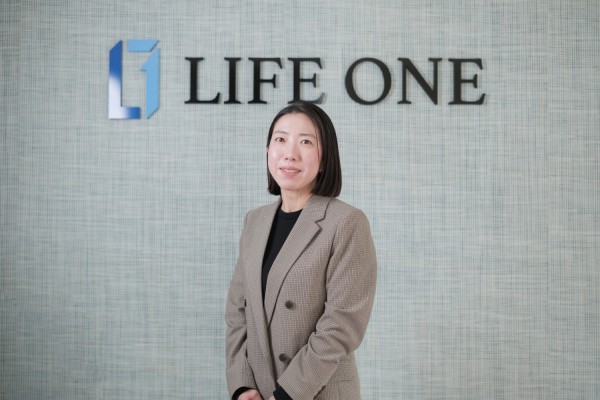 岡安 万智子